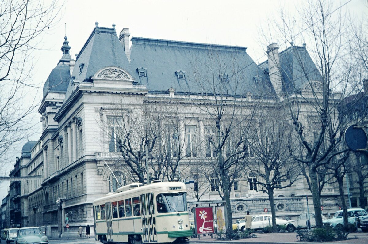 St.Etienne Tram 4x-Tw / motrice à 4 essieux 03-04-1975