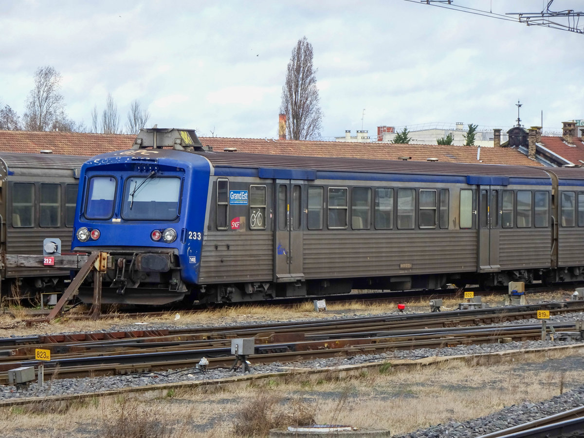 Steuerwagen 233 abgestellt in Strasbourg, 10.03.2019.