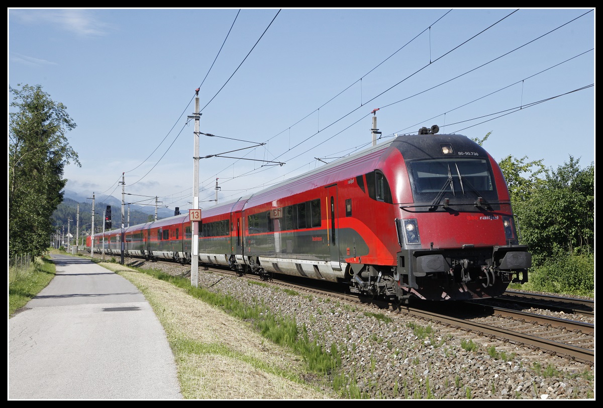 Steuerwagen 80-90.730 als railjet bei Kindberg am 2.07.2020.