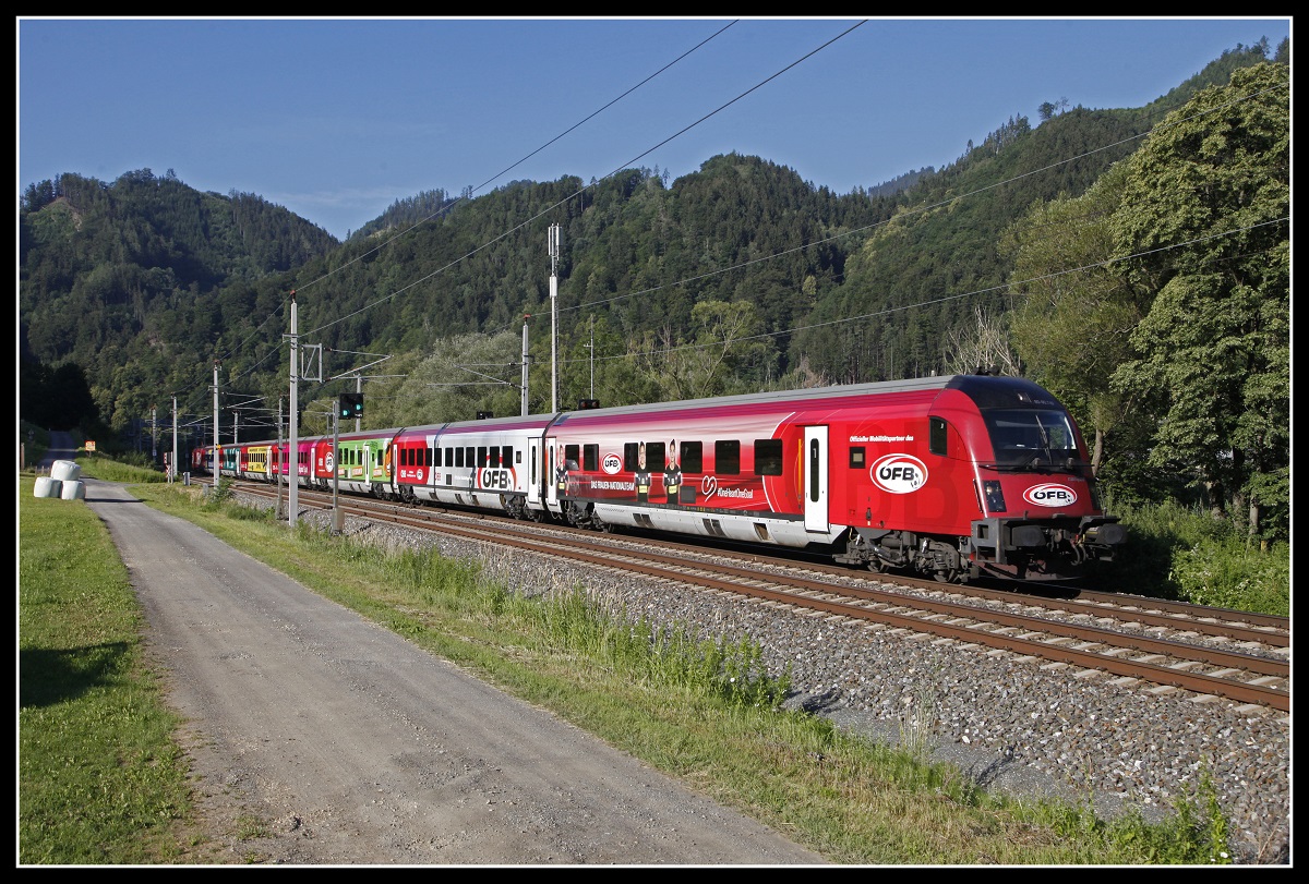 Steuerwagen 80 -90.749 (ÖFB) zwischen Pernegg und Bruck an der Mur am 8.07.2020.