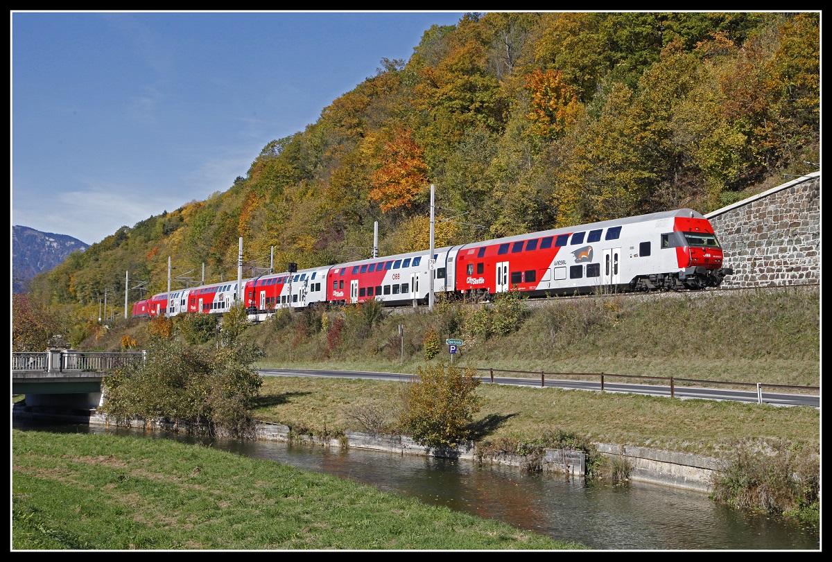 Steuerwagen 86-33 026 als REX bei Schlöglmühl am 24.10.2019.