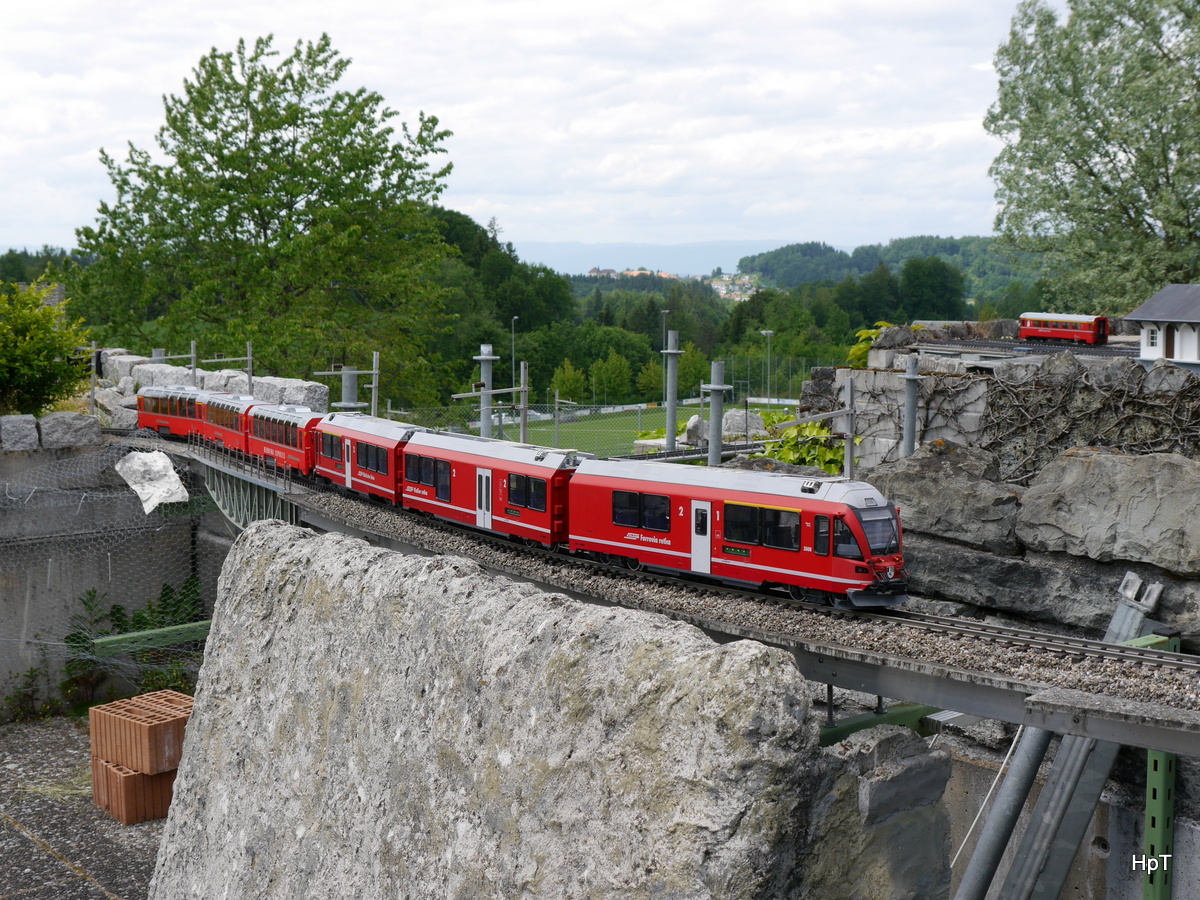 Stiftung Bernaville Schwarzenburg - LGB Triebzug ABe 4/12  3508 unterwegs auf der Anlage am 30.05.2015