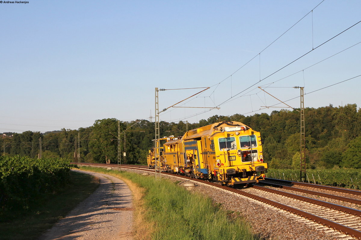 Stopfmaschine und Schotterpflug bei Lauffen 18.7.18