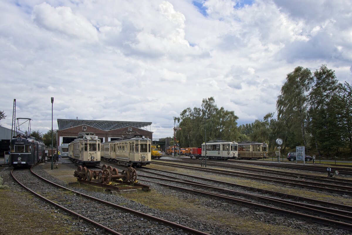 Straenbahnfahrzeuge verschiedener Hersteller und Epochen im Nahverkehrsmuseum Dortmund anlsslich der 10. Netter Klassiker-Tage (31.07.2021)