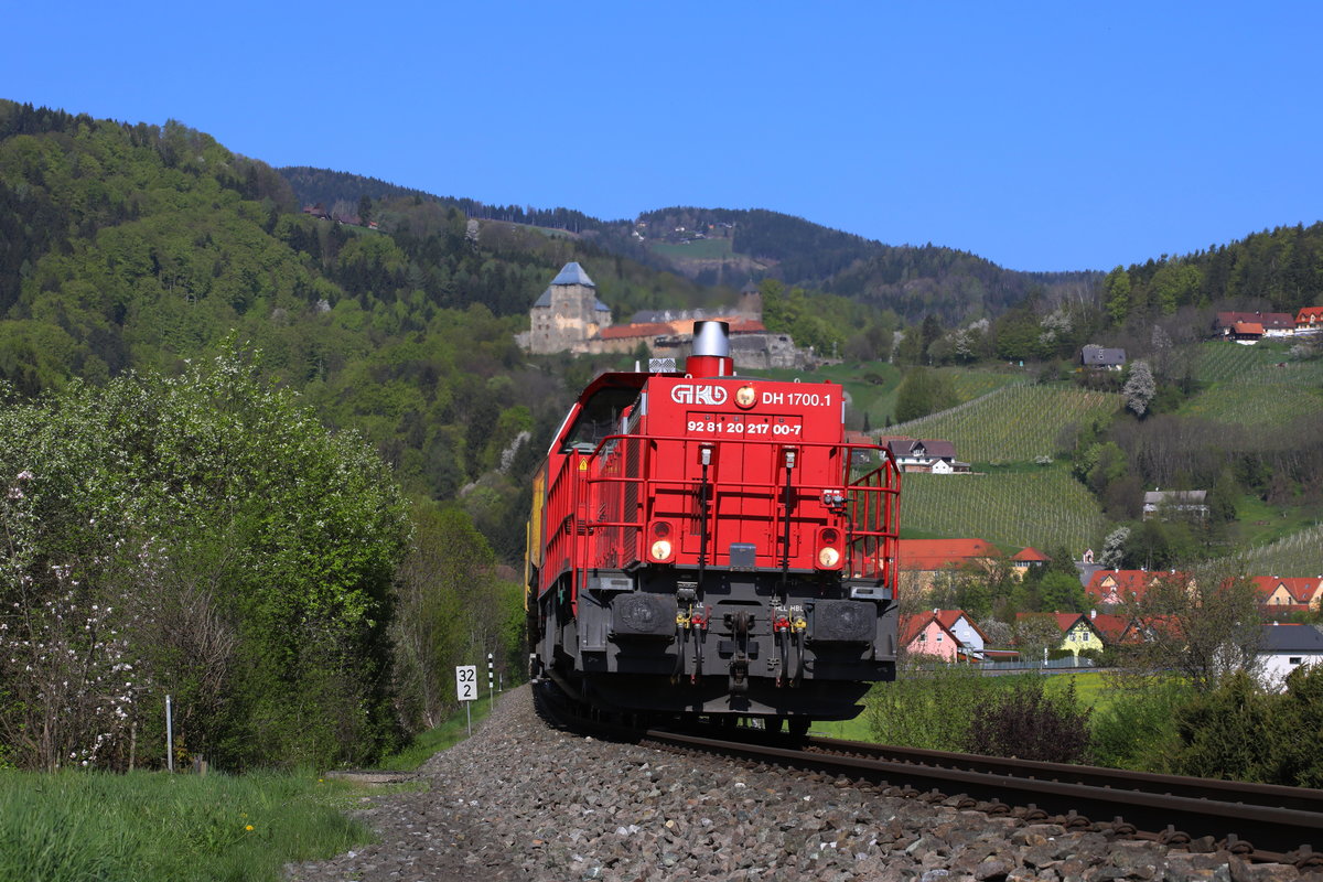 Strahlendes  Sommerwetter  begleitet uns dieser Tage in der Weststeiermark. 
DH 1700.1 am 20.04.2018 . 

Gruß an den netten Tfzf