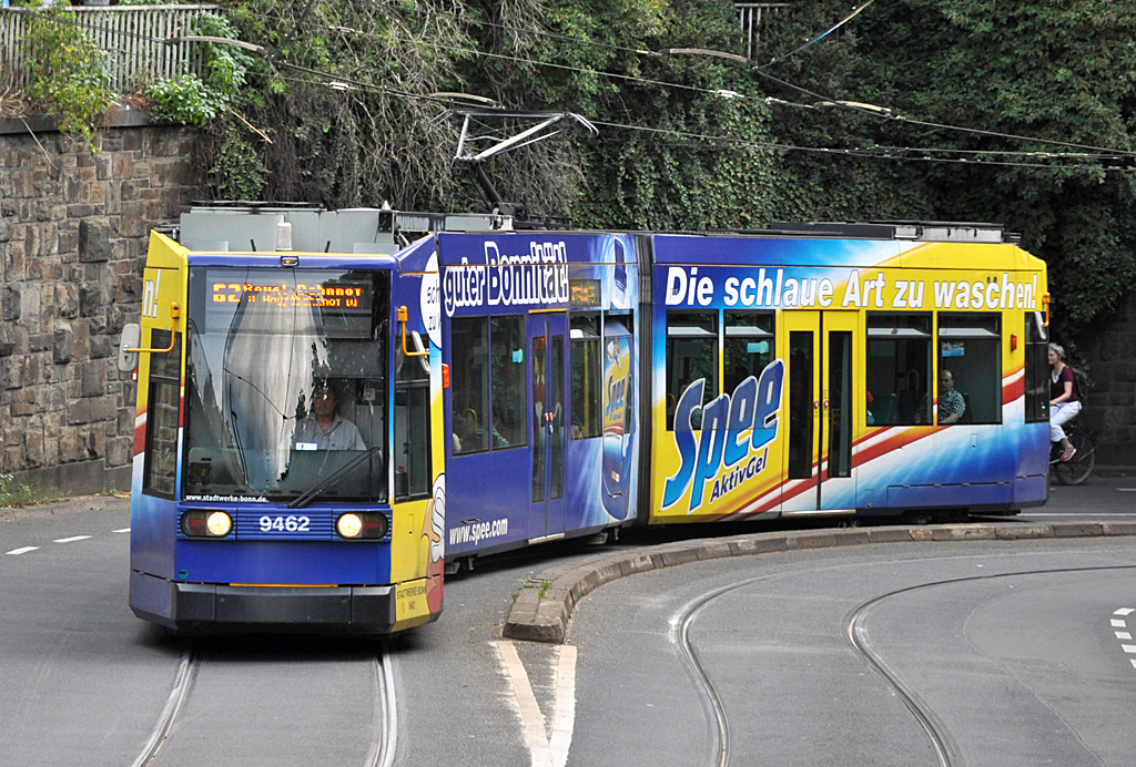 Stra�enbahn 9462 der Stadtwerke Bonn kurz vor`m Hauptbahnhof - 29.07.2013