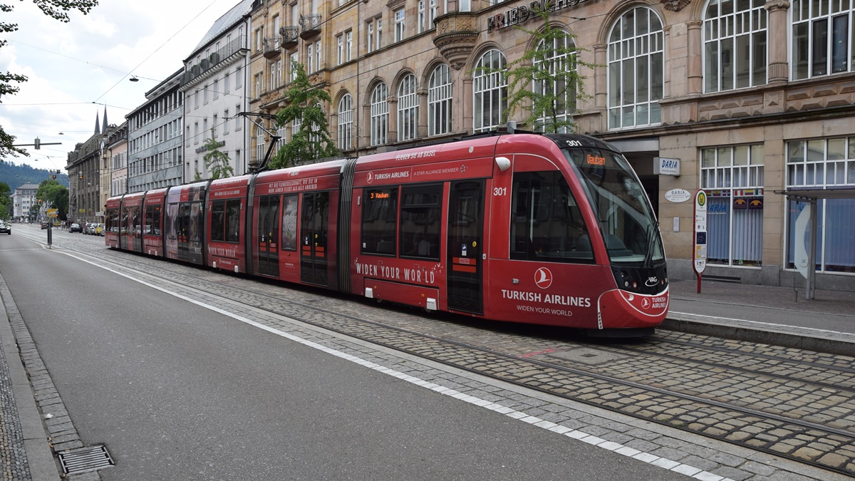 Straßenbahn CAF Urbos Nr. 301 - Aufnahme am 21.07.2019