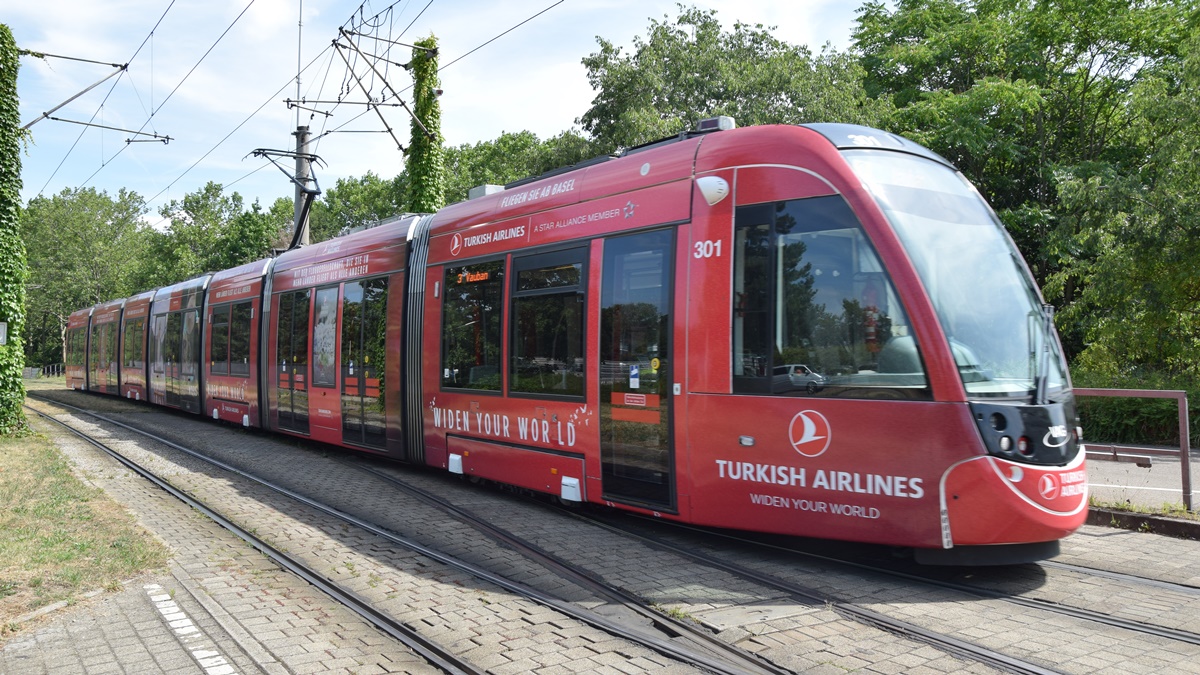 Straßenbahn CAF Urbos Nr. 301 - Aufnahme am 21.07.2019