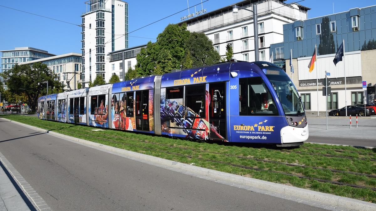 Straßenbahn CAF Urbos Nr. 305 - Aufnahme am 25.08.2019