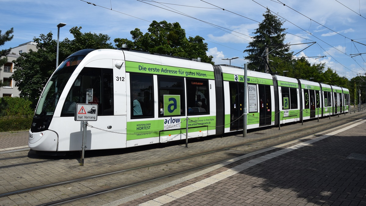 Straßenbahn CAF Urbos Nr. 312 - Aufnahme am 21.07.2019