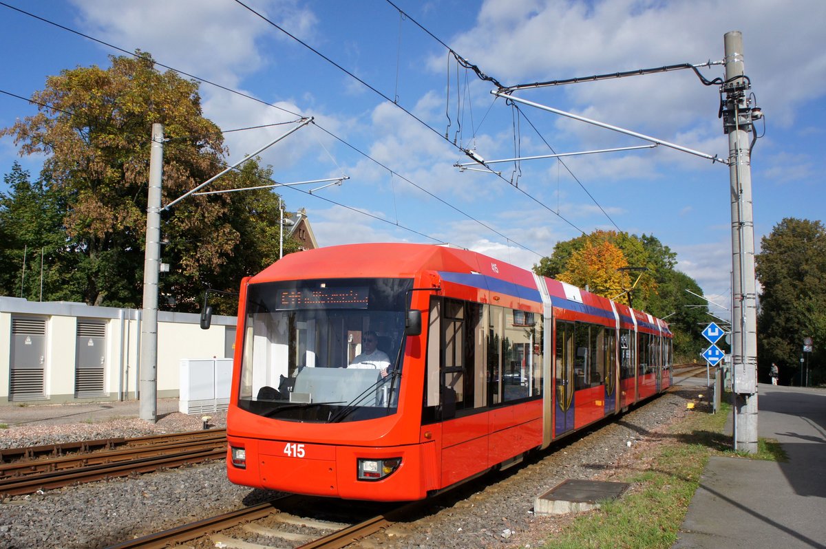 Straßenbahn Chemnitz / City-Bahn Chemnitz / Chemnitz Bahn: Bombardier Variobahn 6NGT-LDZ der City-Bahn Chemnitz GmbH - Wagen 415, aufgenommen im Oktober 2016 am Bahnhof von Stollberg / Erzgebirge.