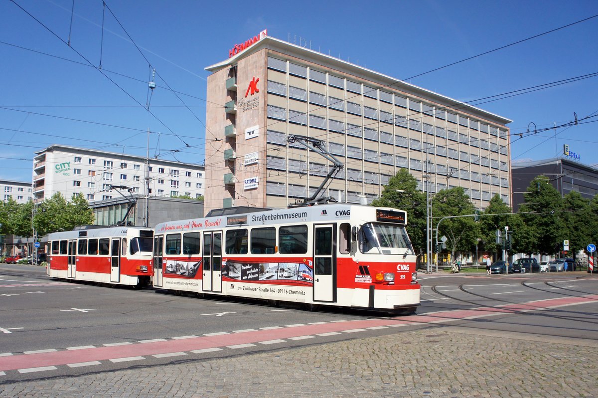 Straßenbahn Chemnitz / CVAG Chemnitz: Tatra T3D-M der Chemnitzer Verkehrs-AG (CVAG) - Wagen 519 sowie Tatra T3D-M - Wagen 509, aufgenommen im Juni 2016 in der Innenstadt von Chemnitz.