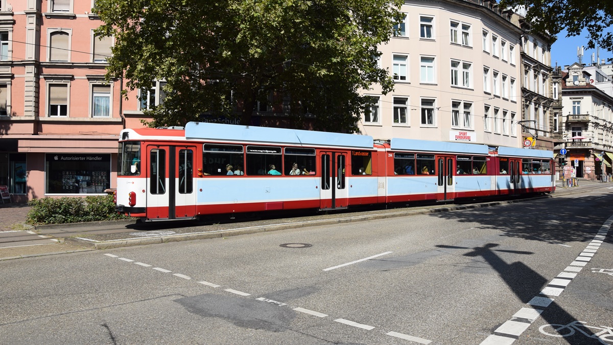 Straßenbahn Düwag Nr. 214 - Aufnahme am 27.08.2019