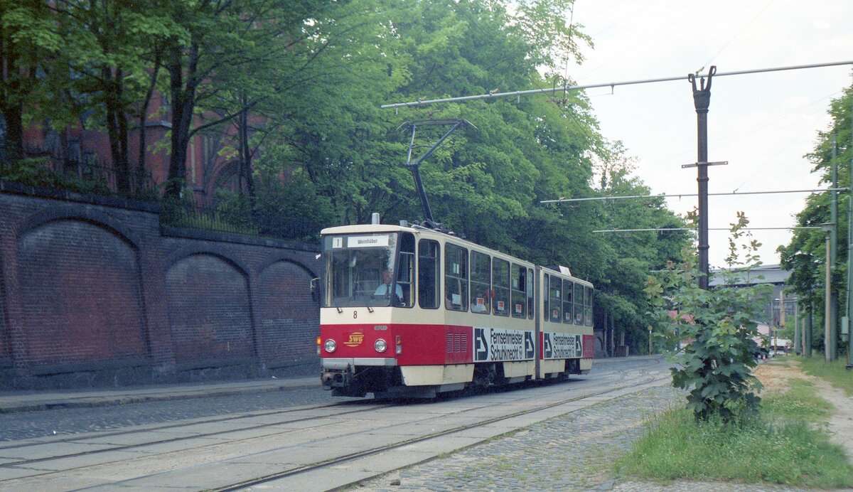 Straßenbahn Görlitz, Niederschlesien__Tw 8 [KT4D-C; ČKD Tatra, 1990 spätere Nr.	2308] auf Linie 1 nach Weinhübel. 