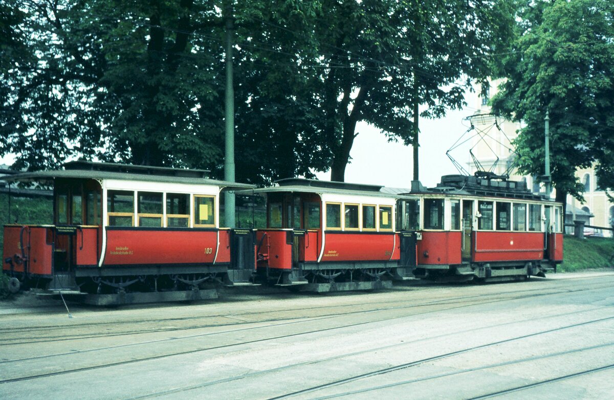 Straßenbahn Innsbruck___Tw 31 [1900, SIG/Siemens] ex Basel,1950 nach Innsbruck, 1966-78 Verschub-Tw mit 2 Bw Nr. 103 + 104 [ex Mittelgeb.bahn; 1900, Weitzer; beide museal erhalten] __20-08-1973