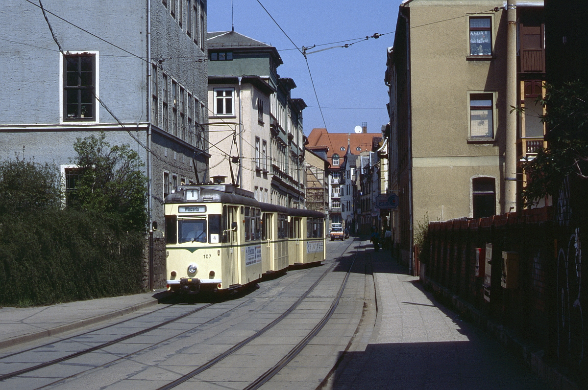 Strassenbahn Jena, 22.4.95. Gleiche Stelle wie Bild zuvor, Blick in die Gegenrichtung.