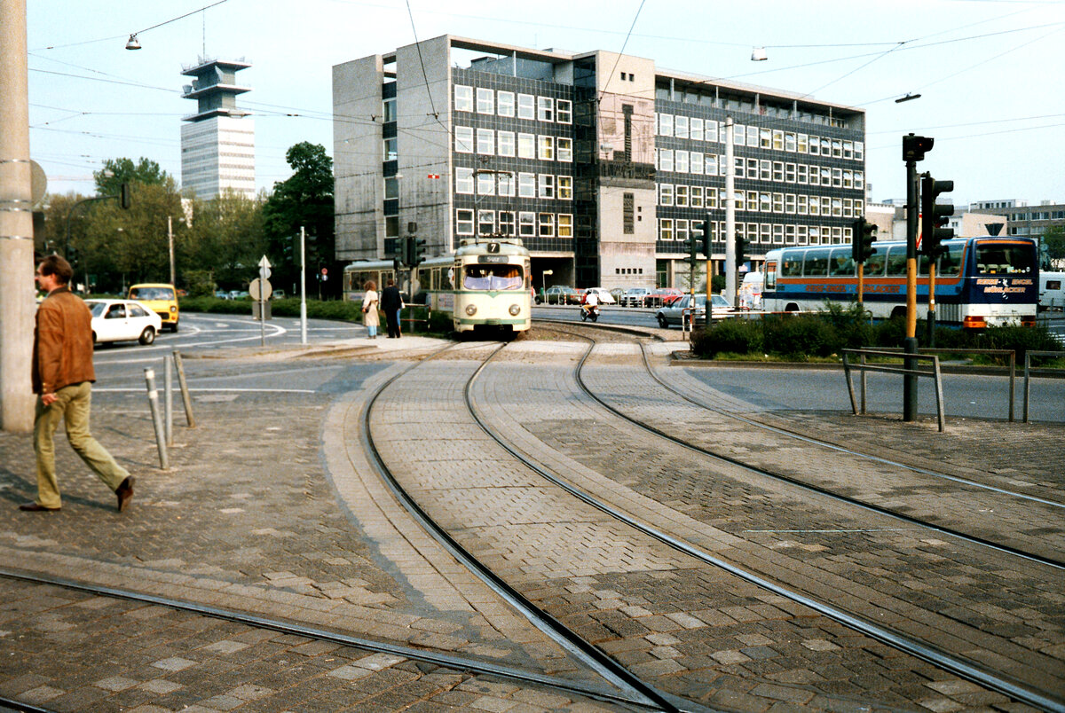 Straßenbahn Köln 1984, Ort: am Neumarkt (?)