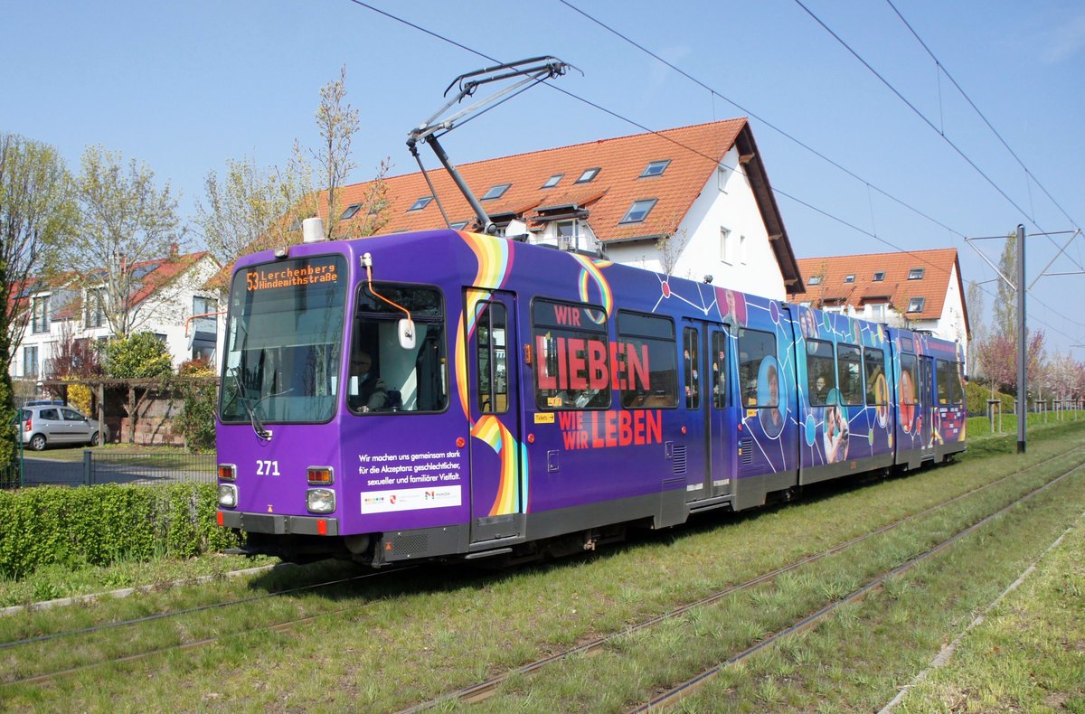 Straßenbahn Mainz / Mainzelbahn: Duewag / AEG M8C der MVG Mainz - Wagen 271, aufgenommen im April 2019 in Mainz-Bretzenheim.