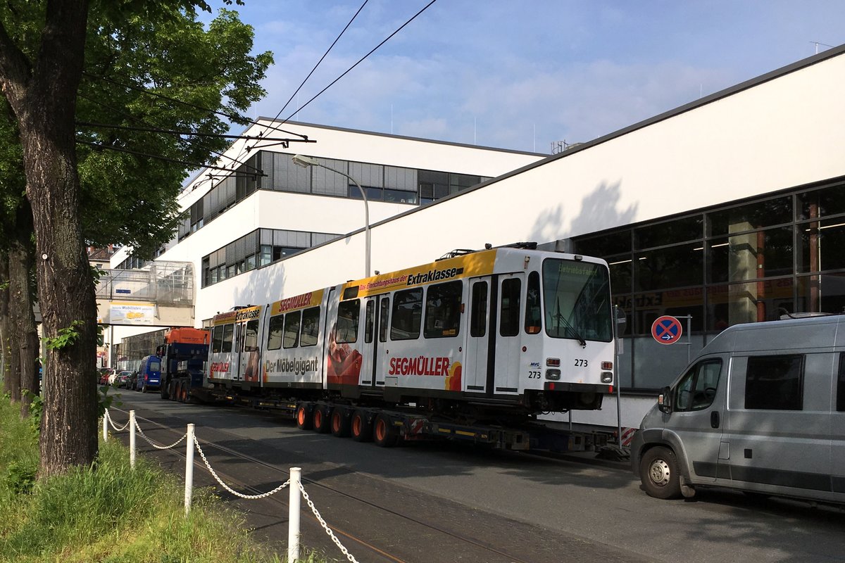 Straenbahn Mainz: Duewag / AEG M8C der MVG Mainz - Wagen 273 (nach der Ankunft von der techn. Aufarbeitung aus Prag), aufgenommen im Mai 2016 am Bus- und Straenbahnbetriebshof (Straenbahnamt) in Mainz.