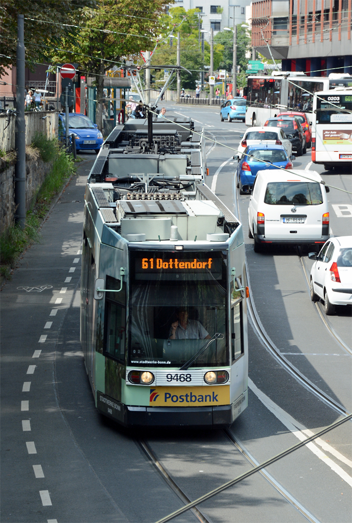 Straßenbahn Nr. 9468 der Stadtwerke Bonn beim Hbf Bonn - 07.08.2014