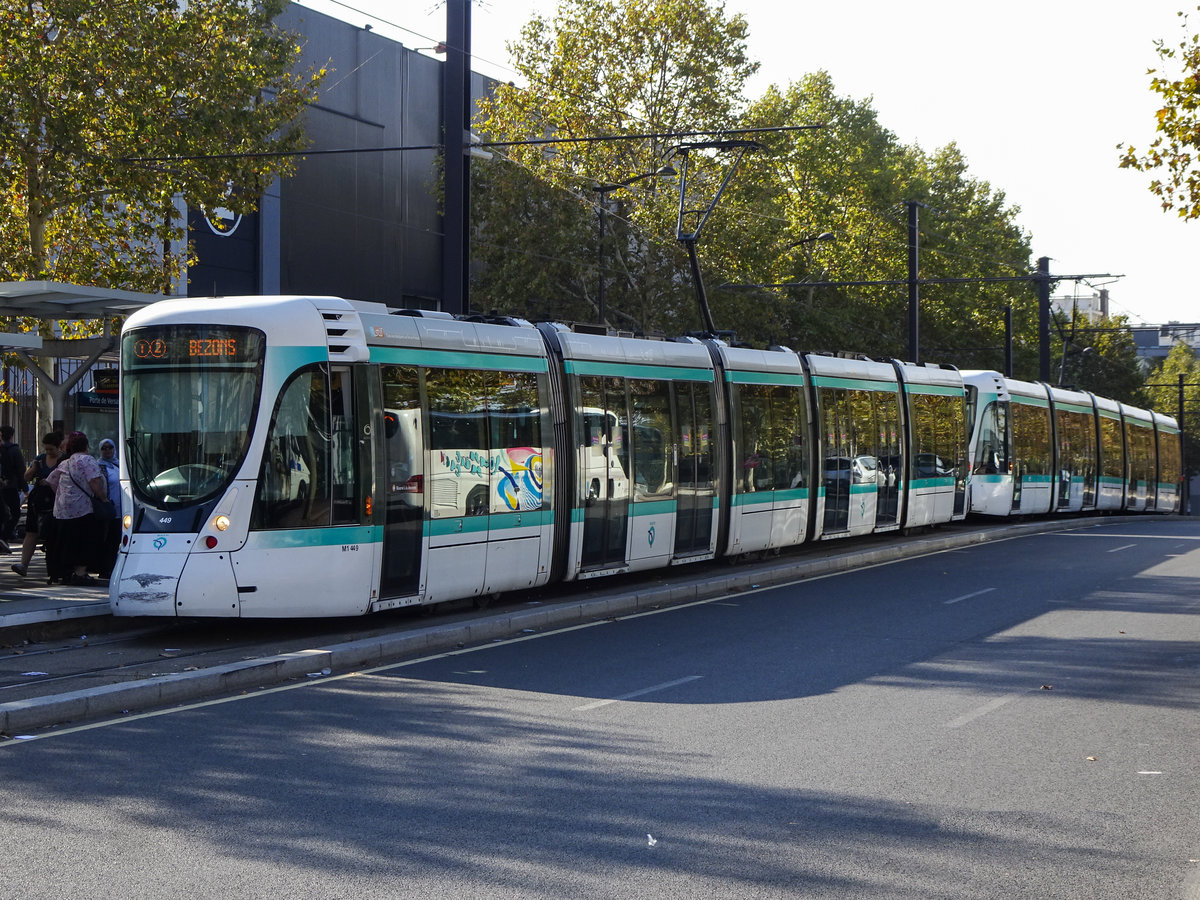 Straßenbahn Paris Linie T2 nach Pont de Bezons in Porte de Versailles, 15.10.2018.