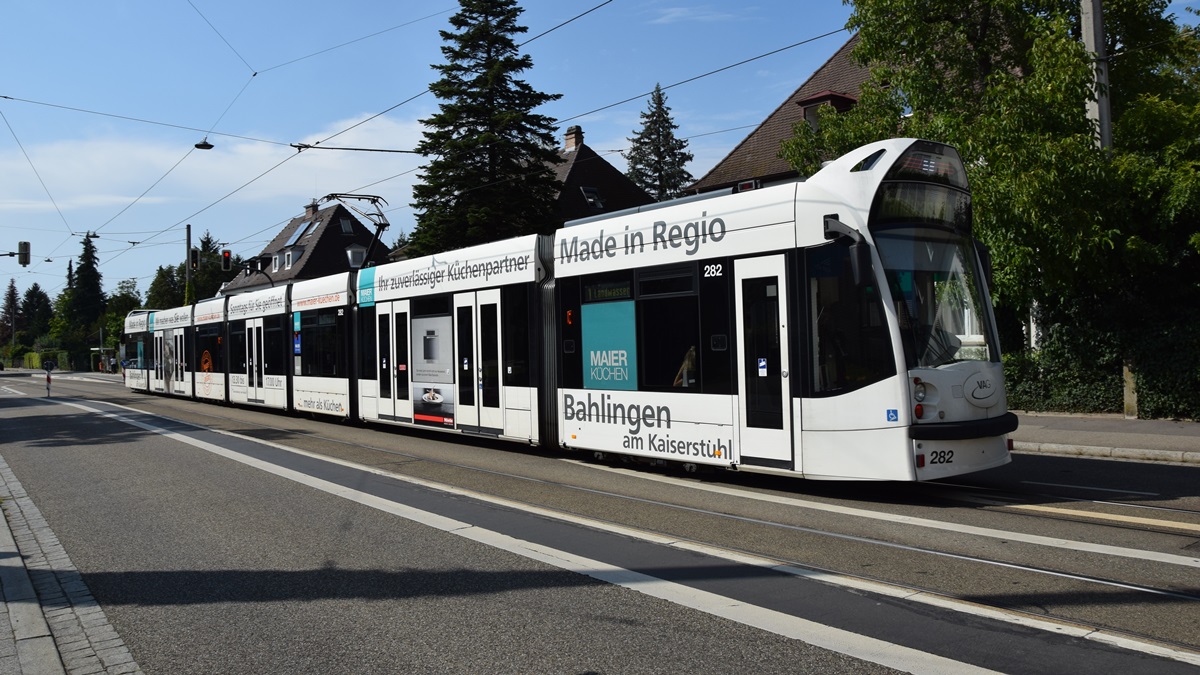 Straßenbahn Siemens Nr. 282 - Aufnahme in Freiburg im Breisgau am 28.08.2019