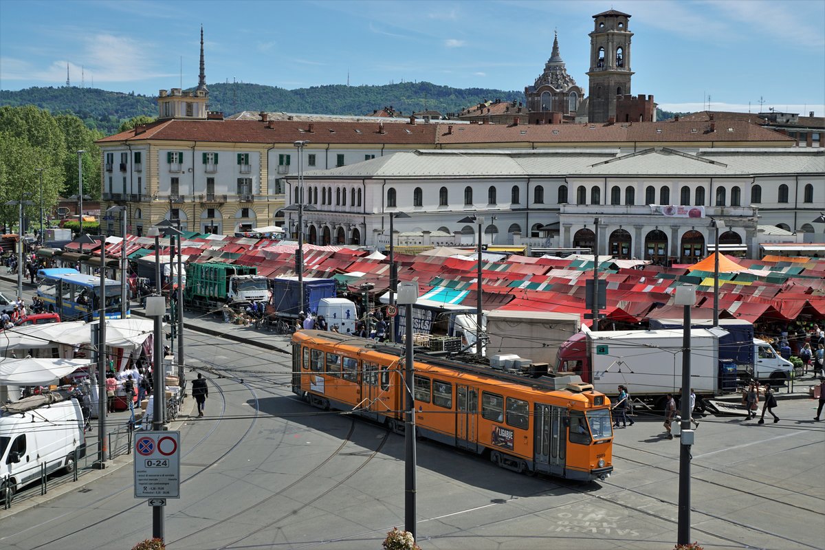 Strassenbahn Turin.
Mit verschiedenen Triebwagen in Torino unterwegs am 27. April 2019.
Foto: Walter Ruetsch