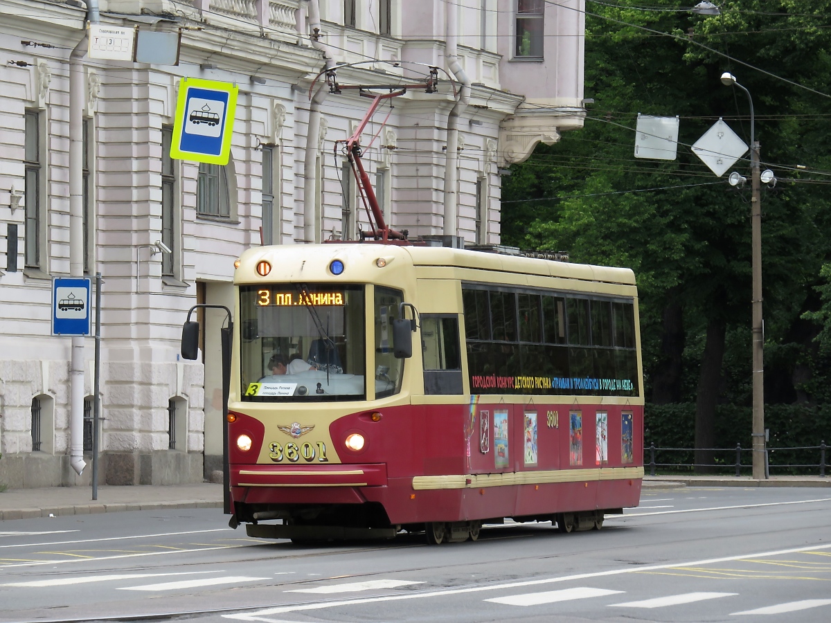 Straßenbahn-Wagen LM-68M2  Retro  3601 in St. Petersburg, 16.7.17