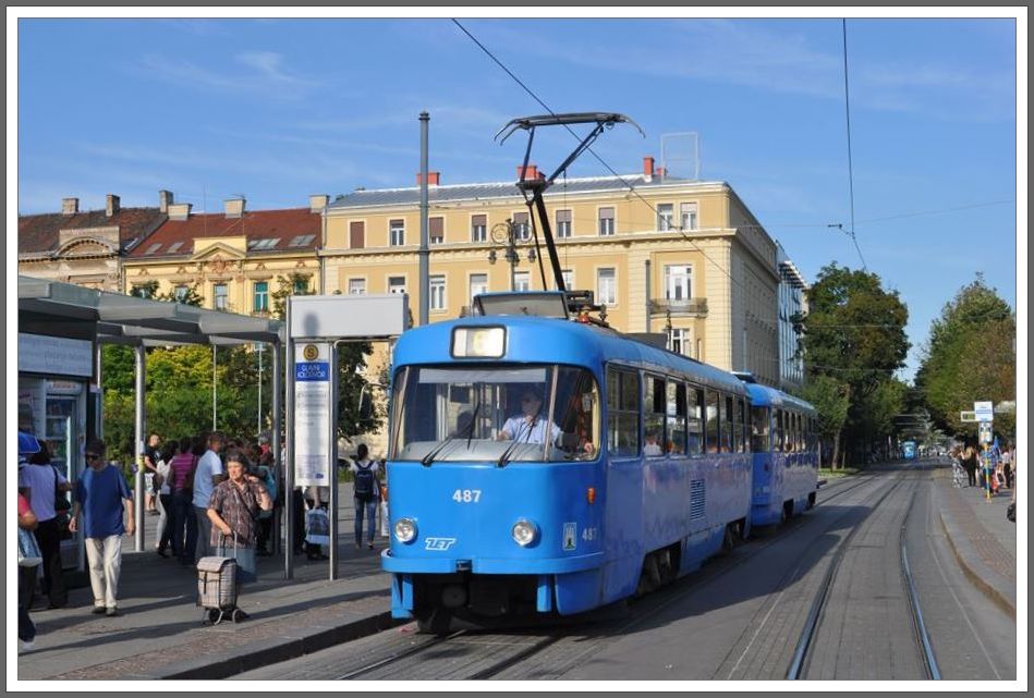 Strassenbahn Zagreb ZET. CKD Tatra 487 und und Anhnger 856. (03.07.2013)