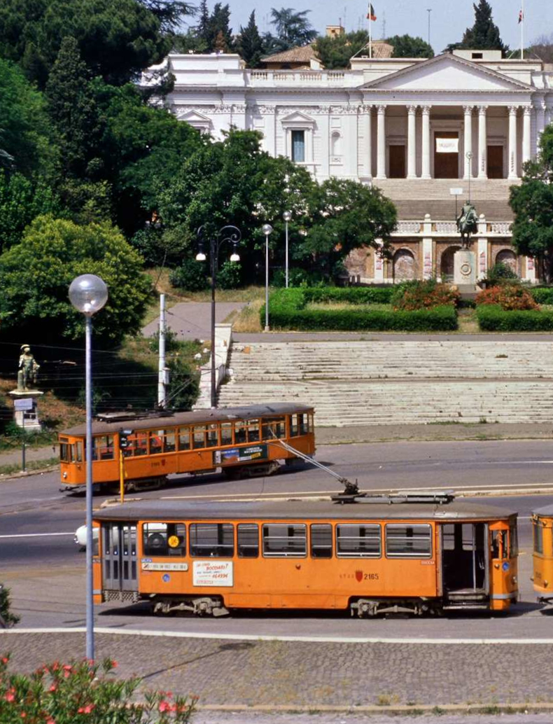 Straßenbahnschleife der Stadt Rom vor der Nationalgalerie, 13.06.1987