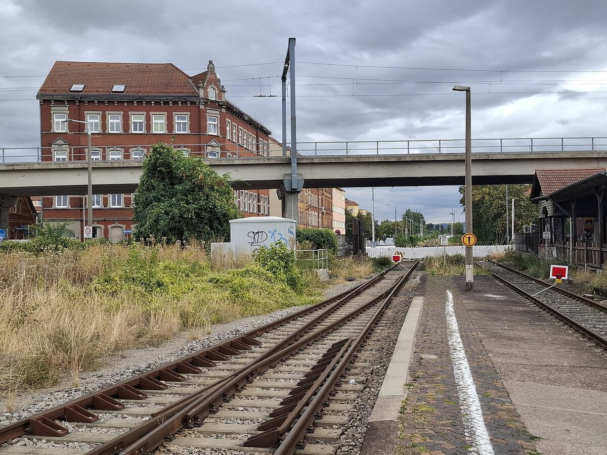 Streckensperrung am 17.08.2026 in Erfurt Nord. Hier wird die ehemalige Bahnhofsunterf�hrung entfernt.