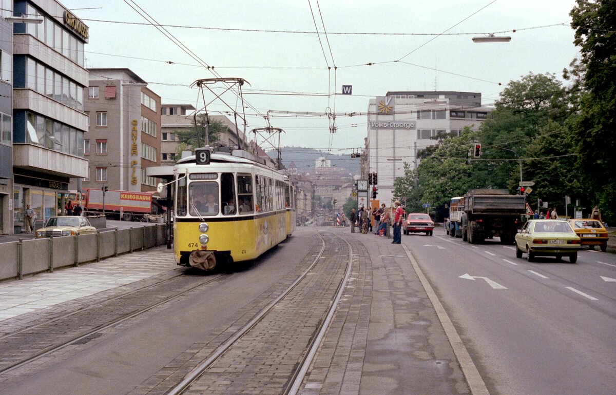 Stuttgart SSB SL 9 (Maschinenfabrik Esslingen-GT4 (Typ 31.2.) 474, Bj. 1962) Mitte, Schloßstraße / Berliner Platz im Juli 1979. - Scan eines Farbnegativs. Film: Kodak Kodacolor II. Kamera: Minolta SRT-101.