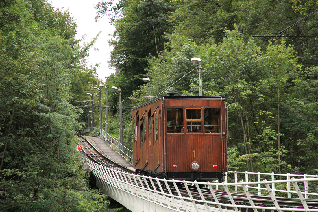 Stuttgarter Straßenbahnen AG; Standseilbahn-Wagen Nr. 1 // Stuttgart // 9. August 2017