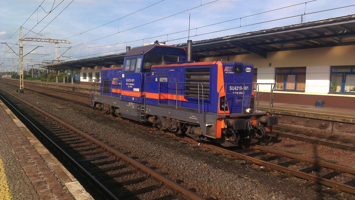 SU4210-001 in Bahnhof Zbaszynek, 10.08.2019