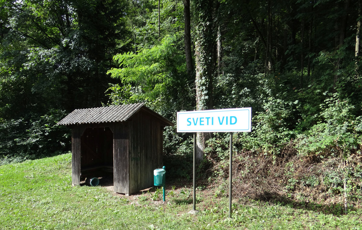 Sveti Vid, unbesetzte Haltestelle, nur zu Fuß erreichbar, km-Lage: 47,7 [2017-07-19]