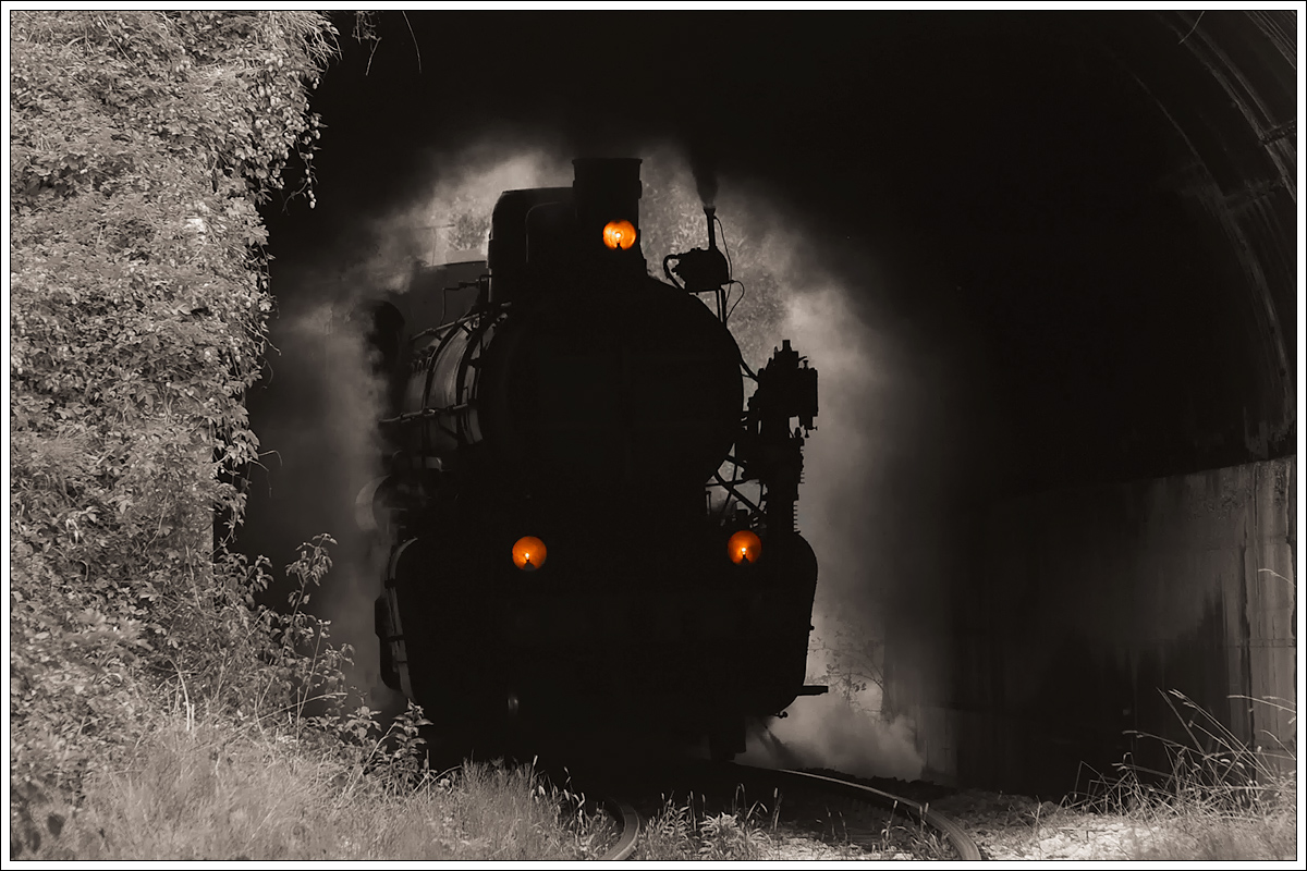 SZ 25-026 bei ihrer Probefahrt im Industriegebiet in Celje am 24.9.2015.