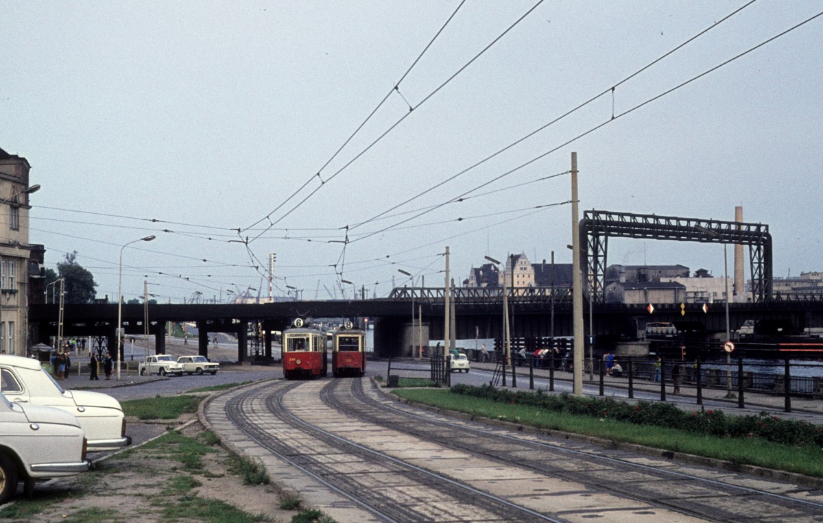 Szczecin / Stettin SL 6 Krzysztofa Kolumba / Szczecin Gl�wny (Hauptbahnhof) am 20. September 1975.