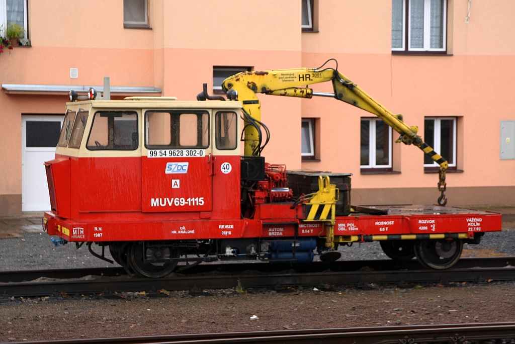 SZDC 99 54 9628 302-0 (MUV 69.1115) am 05.Oktober 2019 im Bahnhof Moravany.