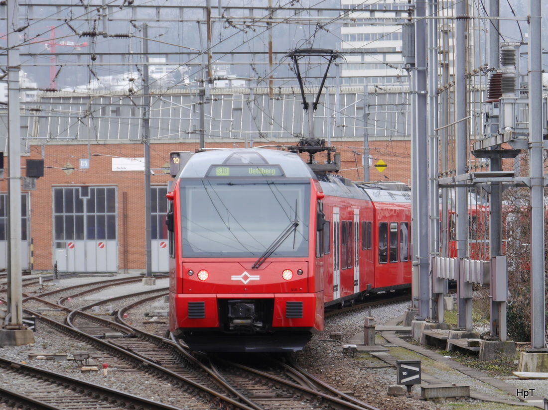 SZU - Triebzug Be 514 / 556 514 bei der durchfahrt in Zürich Giesshübel am 24.01.2015