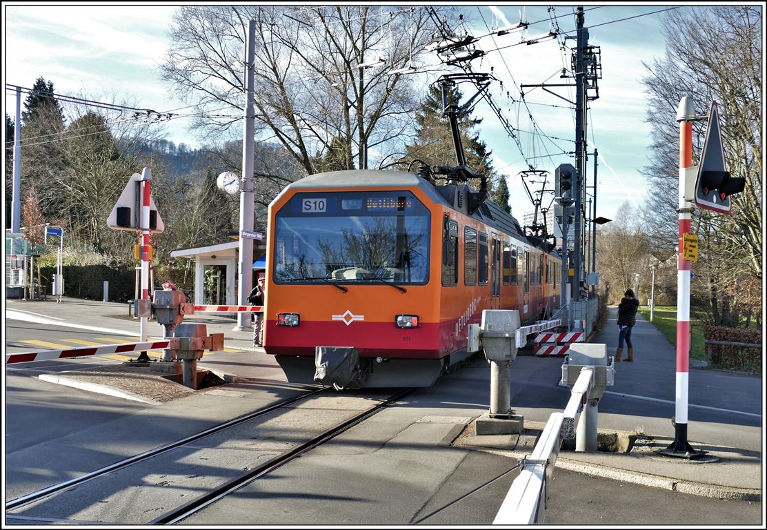 SZU Uetlibergbahn Be 4/4 in Friesenberg. (09.01.2020)