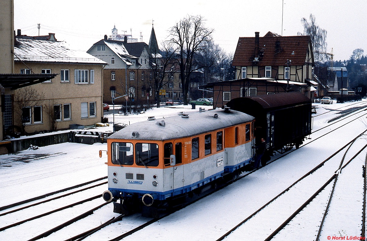 T 04 rangiert im Februar 1992 im Bahnhof Vaihingen Stadt