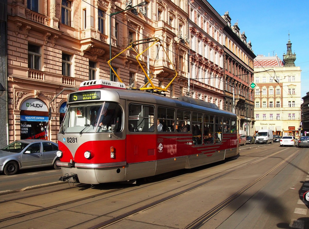 T3R.P 8281 in der Haltestelle  Masarykovo nádraží  am 10.2.2014.