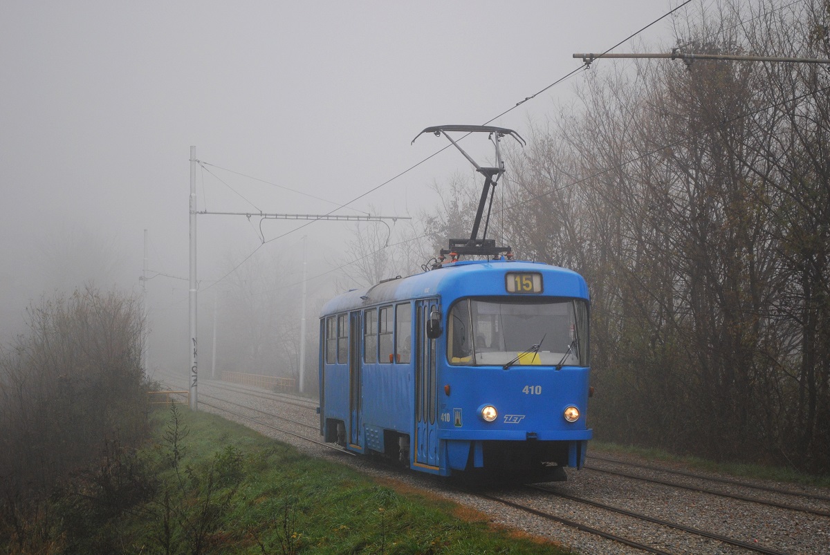 T4YU 410 auf der Talfahrt nach Mihaljevac im Vorort Gracani. (07.12.2019)