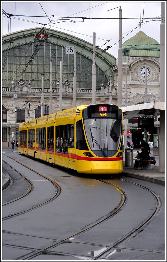 Tango am Bahnhof Basel SBB (21.04.2014)