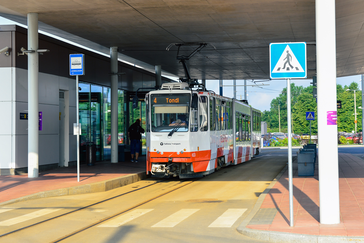 Tatra KT6TM #103 der Linie 4 am 16.07.2021, Lennujaam, Tallin