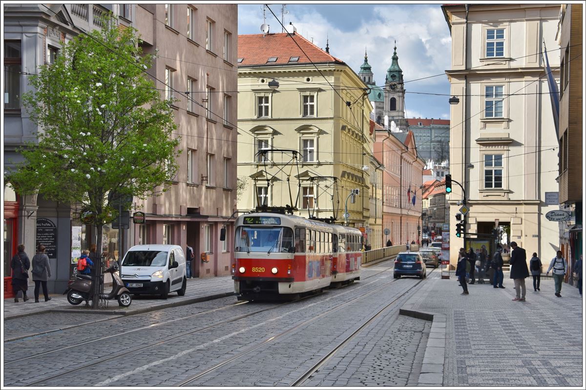 Tatra T3 8520 + .... in der Ujezd Strasse. (06.04.2017)