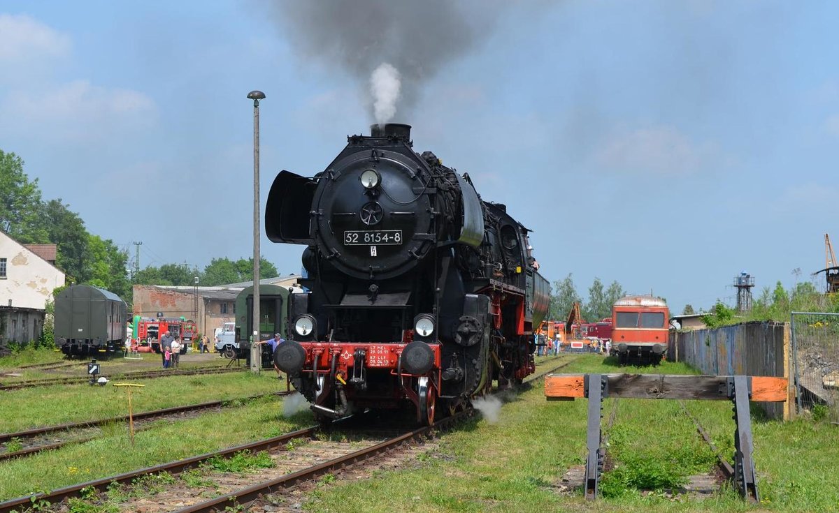Technischen Kulturdenkmal der Stadt Leipzig 52 8154-8 um 21. Großen Eisenbahnfest im Bw Weimar  25 Jahre Thüringer Eisenbahnverein e.v  28.05.2016
