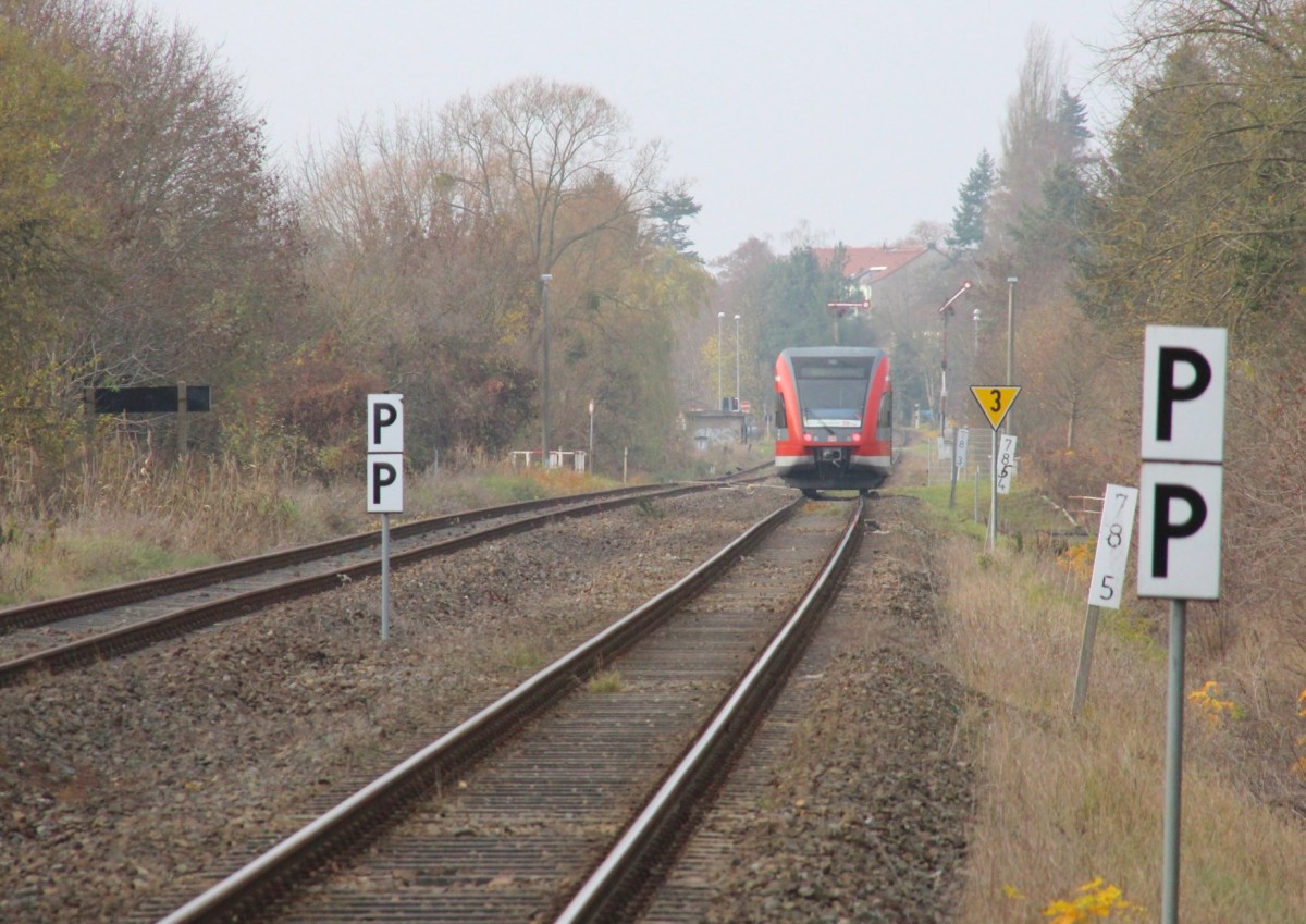 Templin Stadt RE 28775 nach Berlin vor den Einfahrsignalen Templins