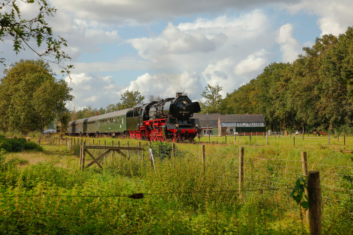 Terug naar Toen 2019: 50 3654-6 bei der Ausfahrt aus Loenen, am 07.09.2019.
