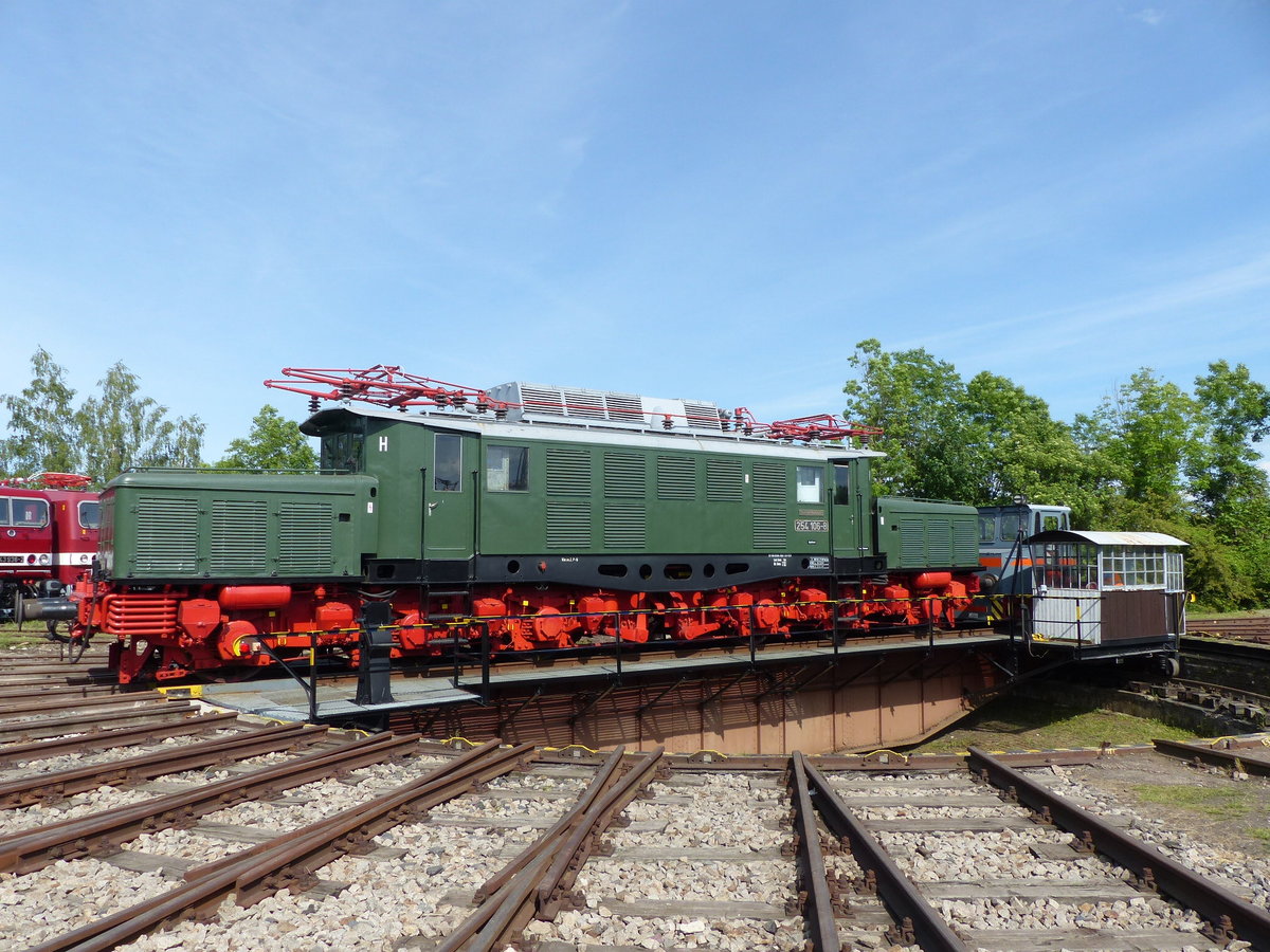 TEV 254 106-8 am 01.06.2019 beim Sommerfest im Eisenbahnmuseum Weimar.